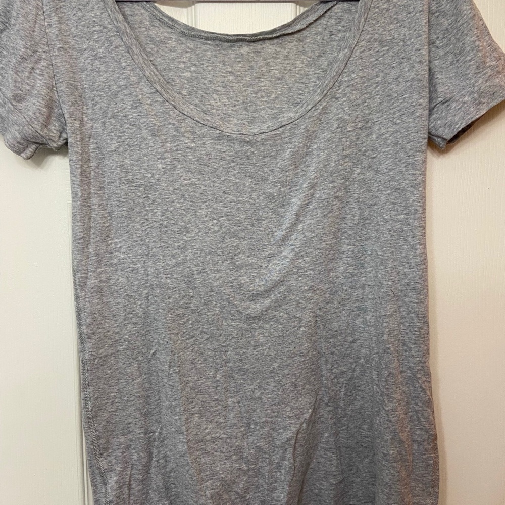 Gap Grey T-shirt